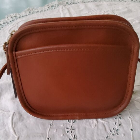 Vintage Coach Handbags - Vintage Coach Hadley Crossbody Handbag in British Tan 9935